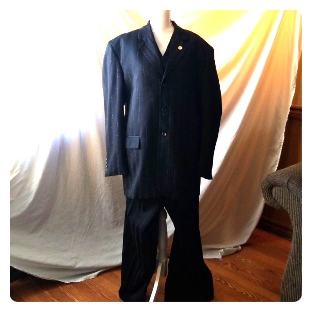Suit